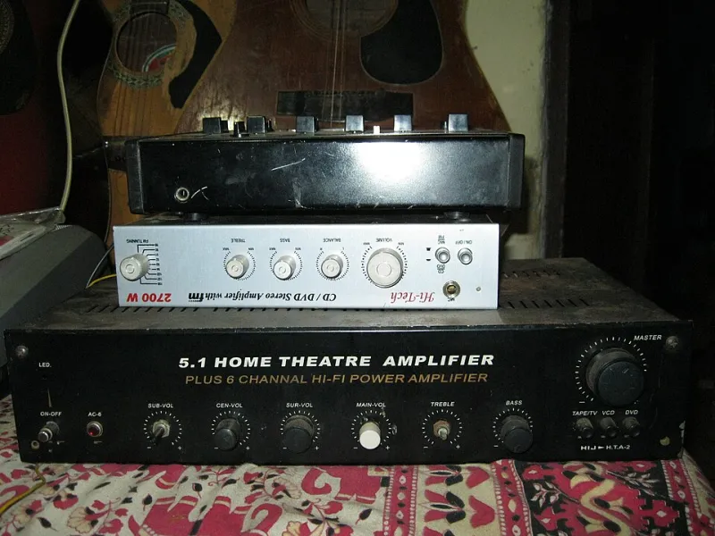 Tune In, Set Up, Drop the Needle: Your 2024 Guide to Building a Killer Home Radio Rig